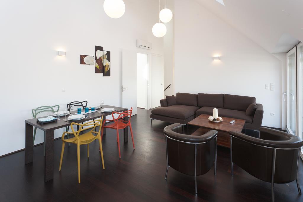 Apartment Redstar 1020 *